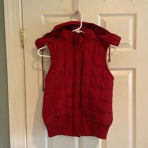 American eagle puffer vest